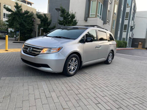 2011 Honda Odyssey for sale at Ronnie Motors LLC in San Jose CA