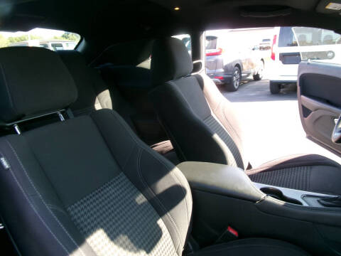 2015 Dodge Challenger SXT