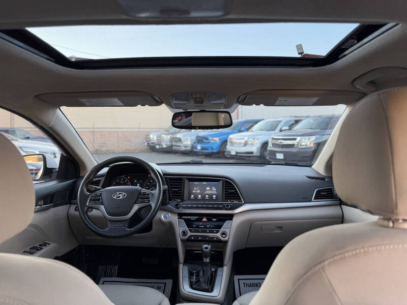 2017 Hyundai Elantra Value Edition