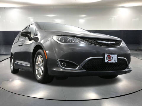 2020 Chrysler Pacifica Touring L