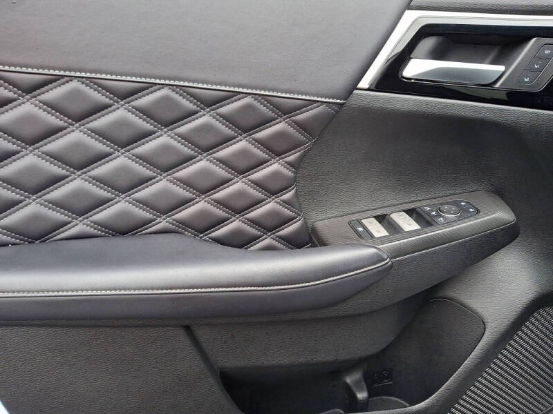 2024 Mitsubishi Outlander SEL