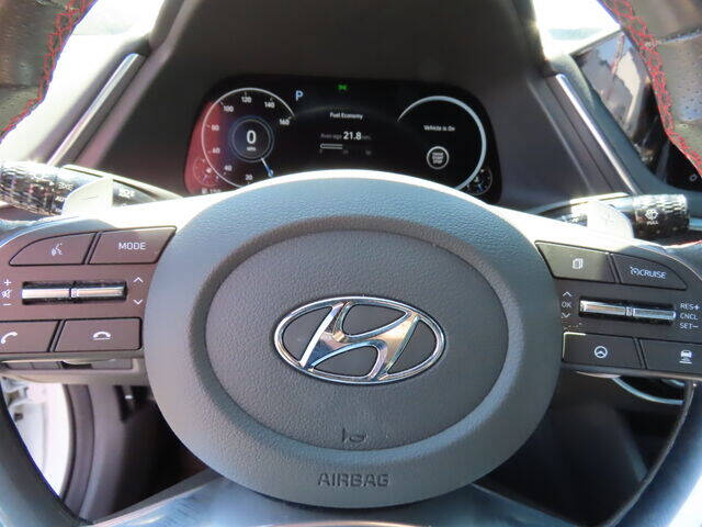 2021 Hyundai SONATA for sale at Modern Automotive Group LLC in Lafayette, TN