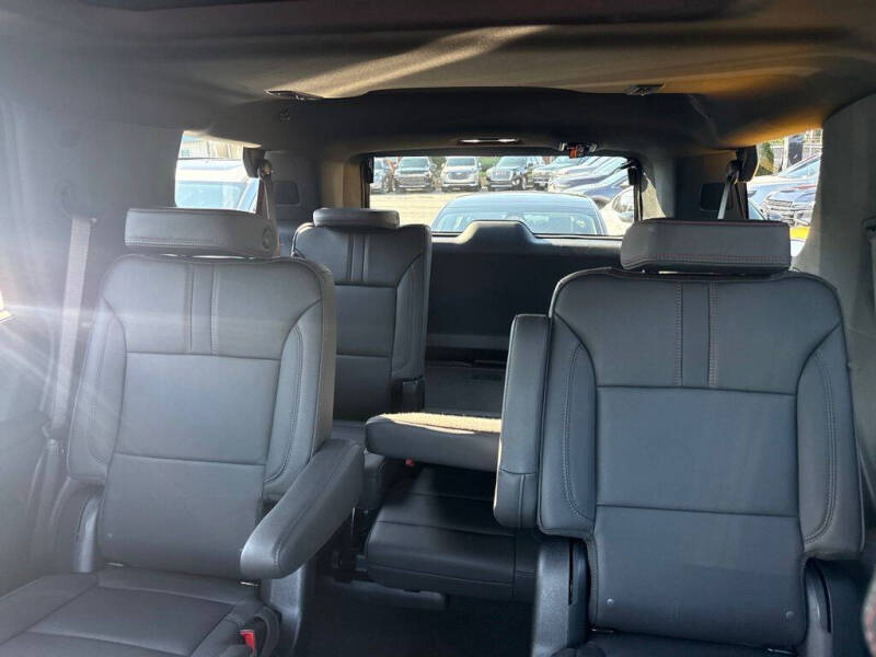 2025 Chevrolet Tahoe RST