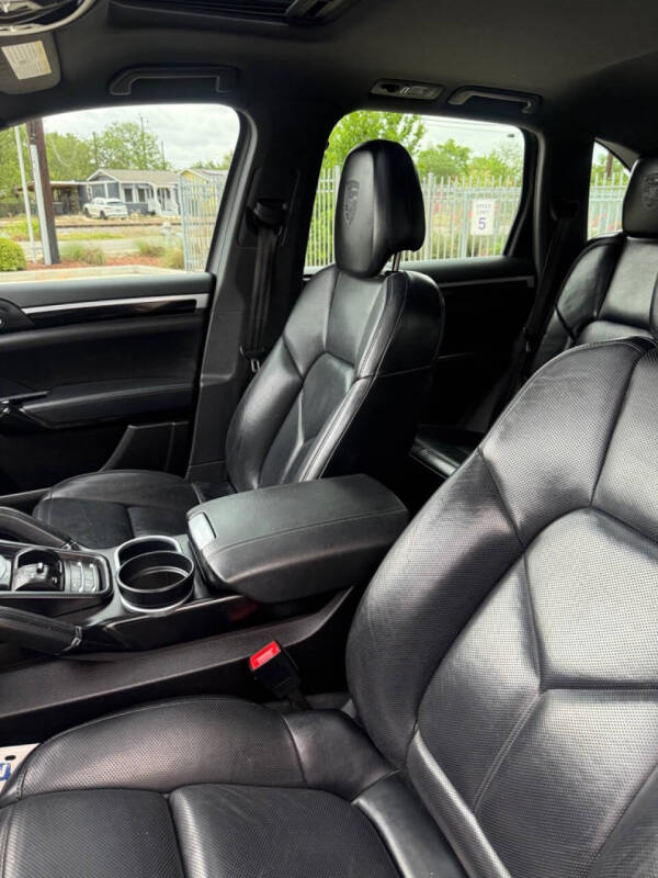 2017 Porsche Cayenne