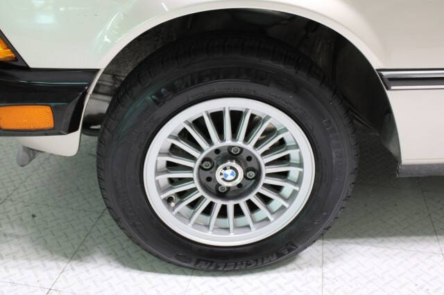 1983 BMW 3 Series 320i