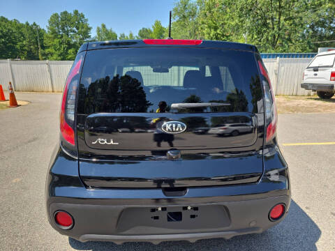 2017 Kia Soul +