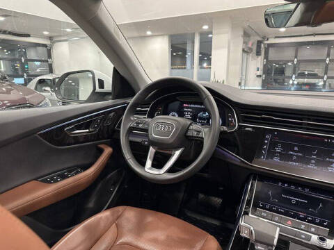 2023 Audi Q8 quattro Premium Plus 55 TFSI