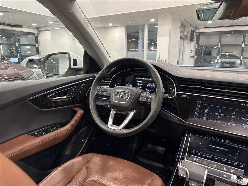 2023 Audi Q8 quattro Premium Plus 55 TFSI