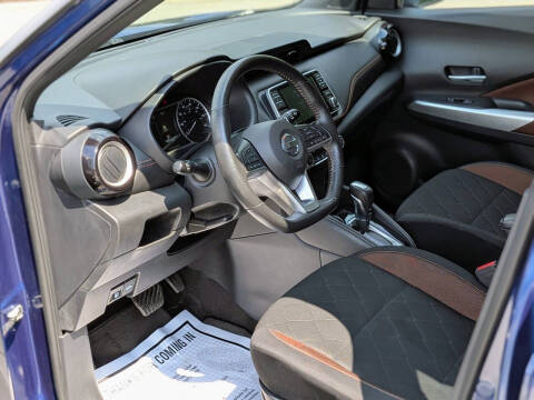 2020 Nissan Kicks SR