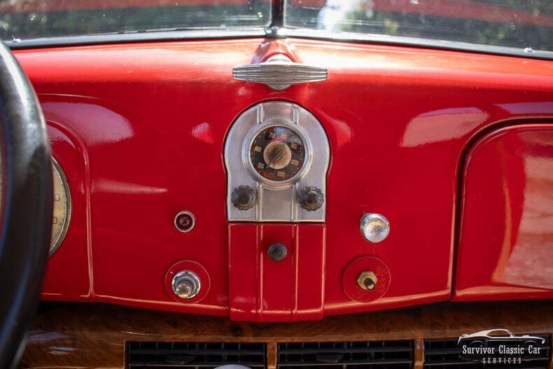 1937 Ford Tudor