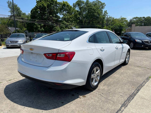 2019 Chevrolet Malibu for sale at Capital Auto Financing in Redford, MI