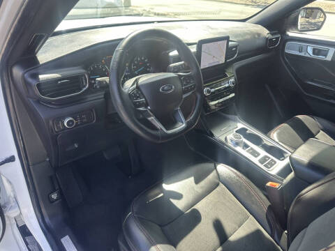 2022 Ford Explorer ST-Line