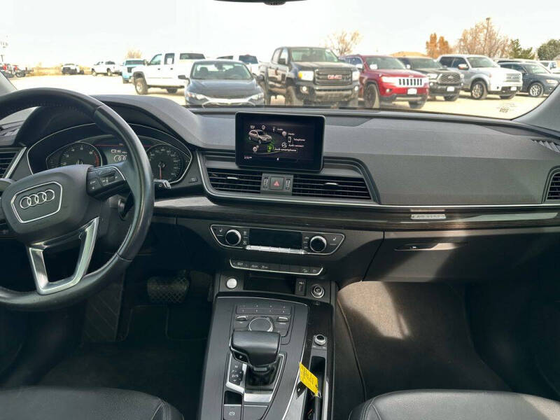 2019 Audi Q5 quattro Premium 45 TFSI