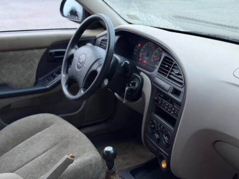 2001 Hyundai Elantra GLS