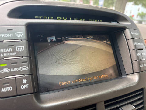 2004 Lexus LS 430