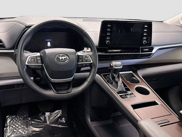 2023 Toyota Sienna XLE 7-Passenger
