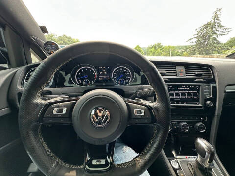 2016 Volkswagen Golf R