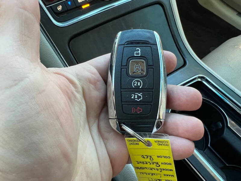 2017 Lincoln Continental Reserve