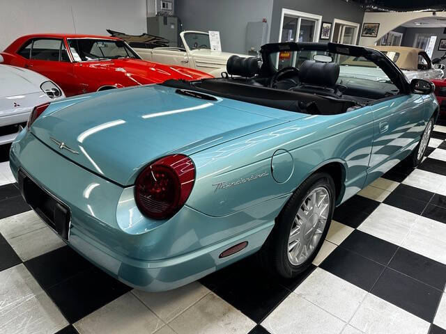 2002 Ford Thunderbird Deluxe