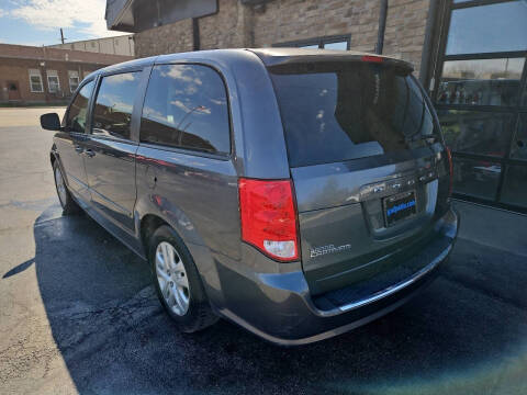 2017 Dodge Grand Caravan SE
