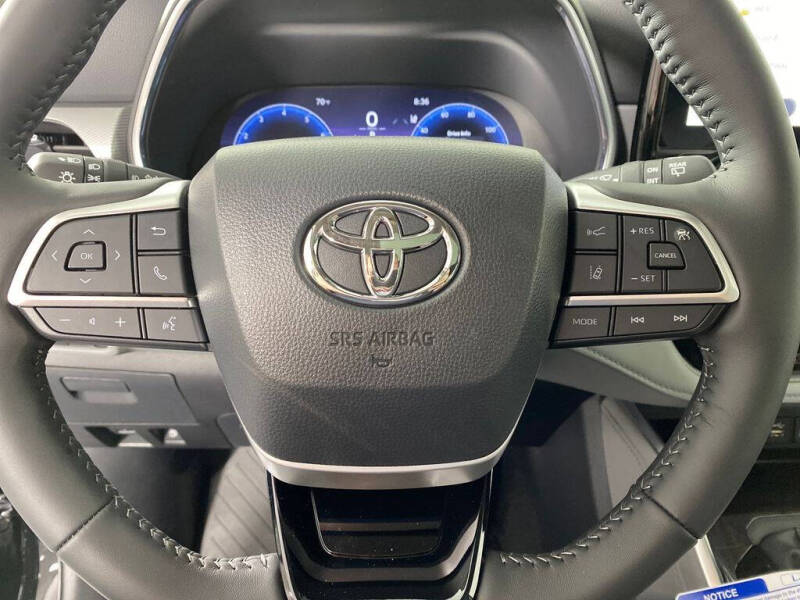 2026 Toyota Highlander Platinum