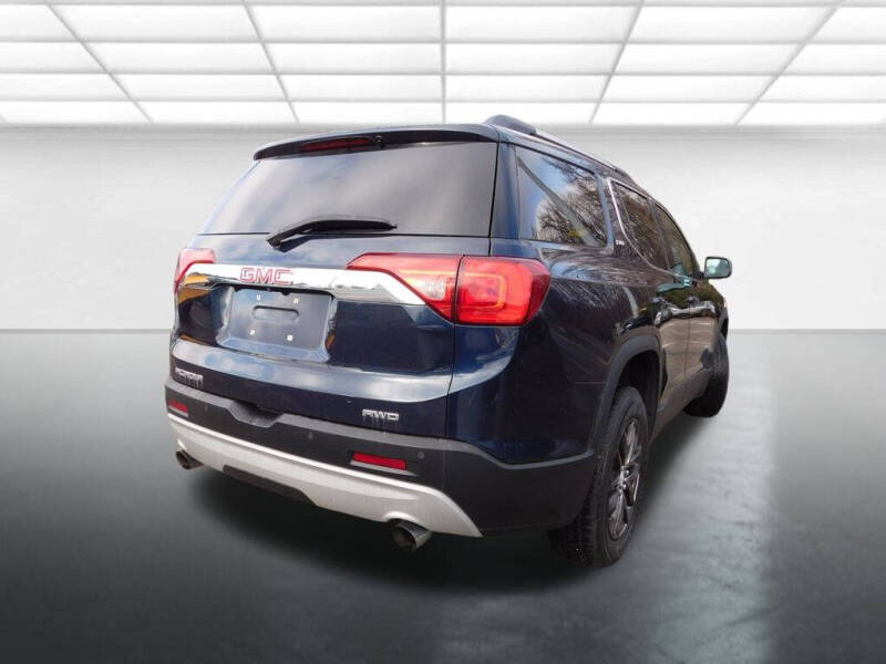 2017 GMC Acadia SLT-1