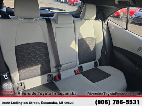 2025 Toyota Corolla Hatchback SE