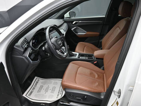 2022 Audi Q3 quattro S line Premium 45 TFSI