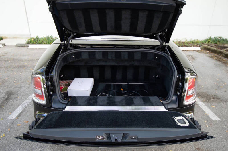 2016 Rolls-Royce Phantom Drophead Coupe