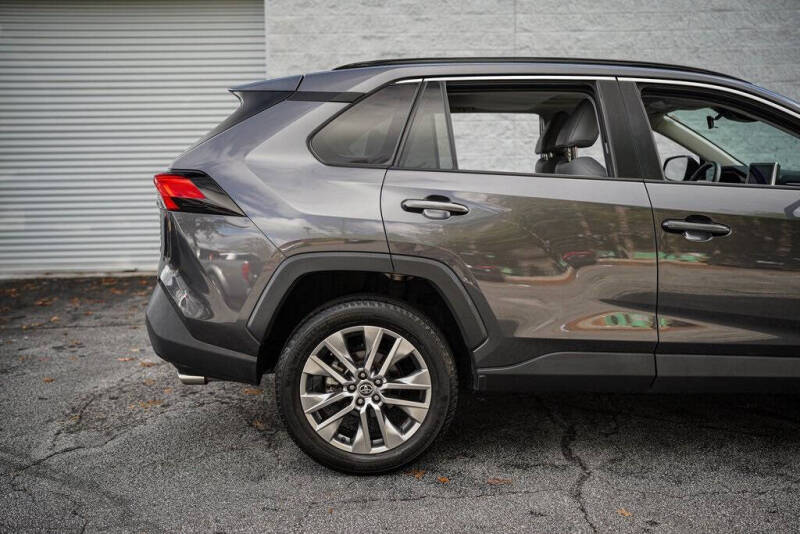 2023 Toyota RAV4 XLE Premium