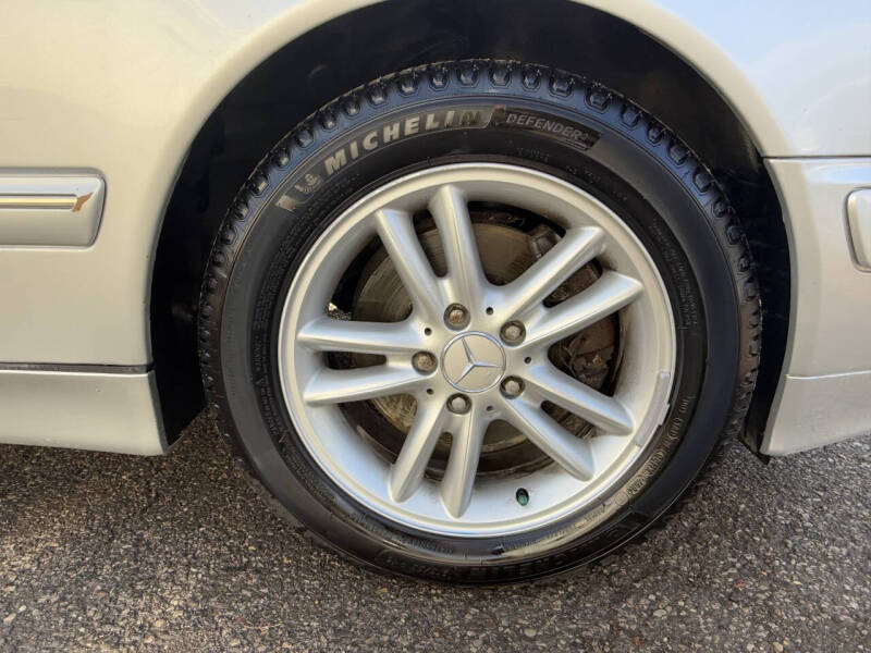 2002 Mercedes-Benz E-Class E 320