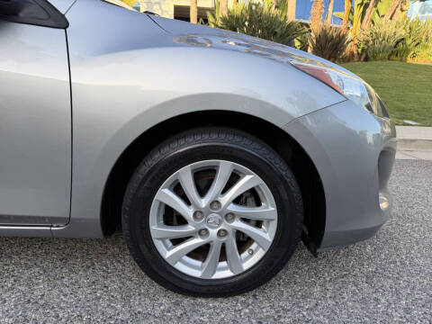 2012 Mazda MAZDA3 i Touring