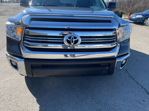 2017 Toyota Tundra for sale at Phil Giannetti Motors in Brownsville PA