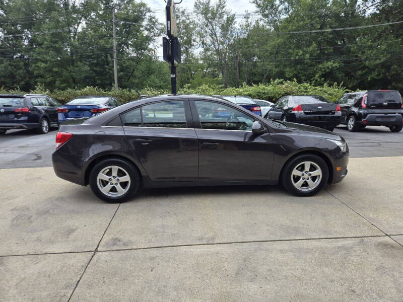 2014 Chevrolet Cruze 1LT photo 9