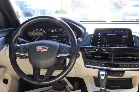 2024 Cadillac CT4 Luxury