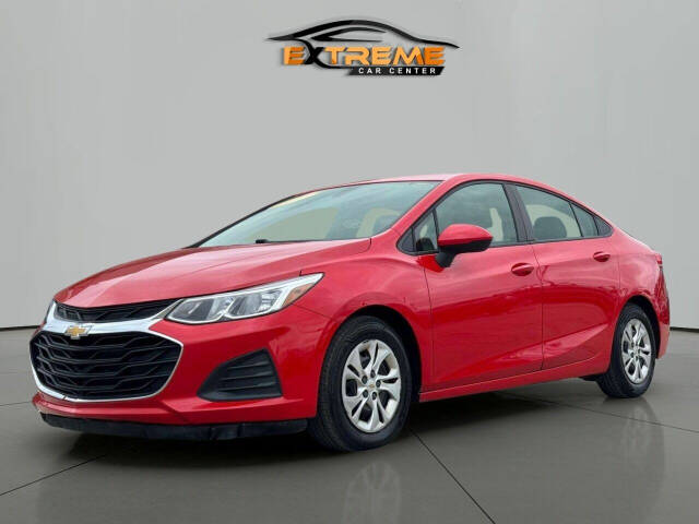 2019 Chevrolet Cruze for sale at Extreme Car Center in Detroit, MI