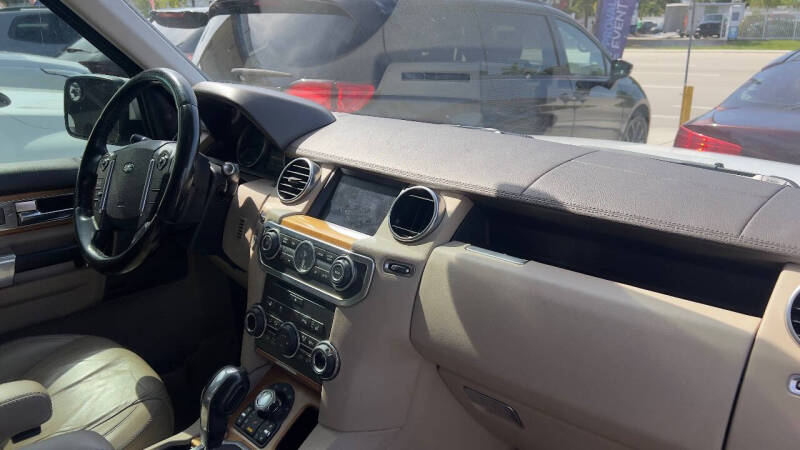 2012 Land Rover LR4 HSE LUX