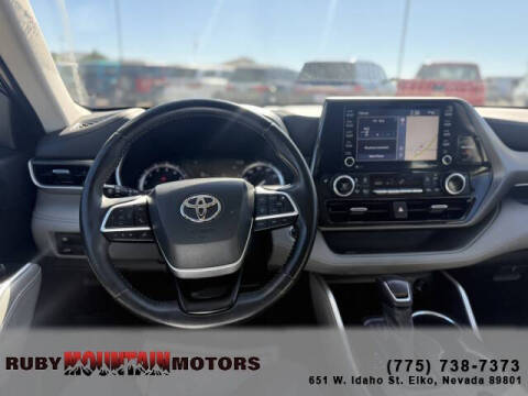 2022 Toyota Highlander XLE