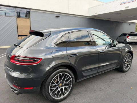 2018 Porsche Macan