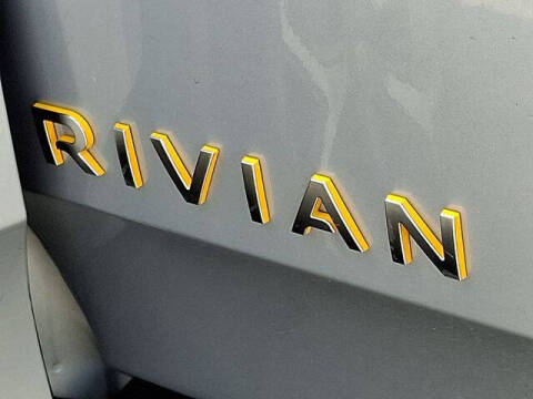 2022 Rivian R1T Adventure