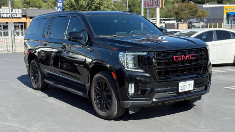 2022 GMC Yukon XL SLT