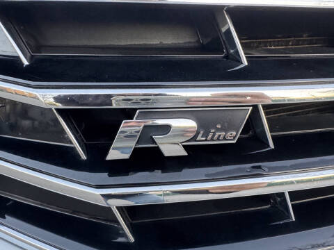 2016 Volkswagen Passat 1.8T R-Line