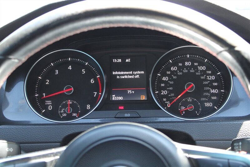 2017 Volkswagen Golf GTI S