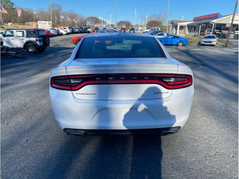 2017 Dodge Charger SXT