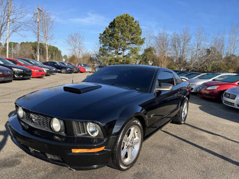 2007 Ford Mustang GT Deluxe