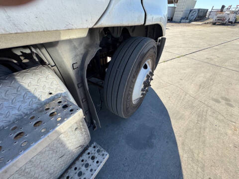 2016 Freightliner Cascadia