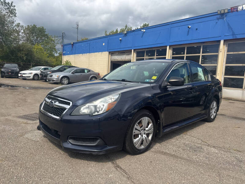 2013 Subaru Legacy 2.5i's photo