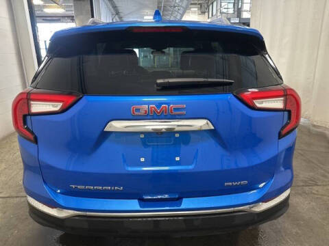 2024 GMC Terrain SLT