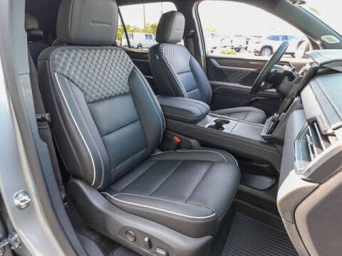 2025 GMC Acadia Denali