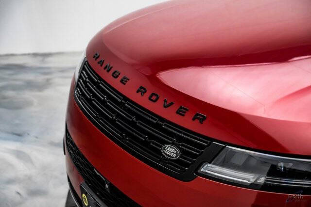 2024 Land Rover Range Rover Sport P360 SE